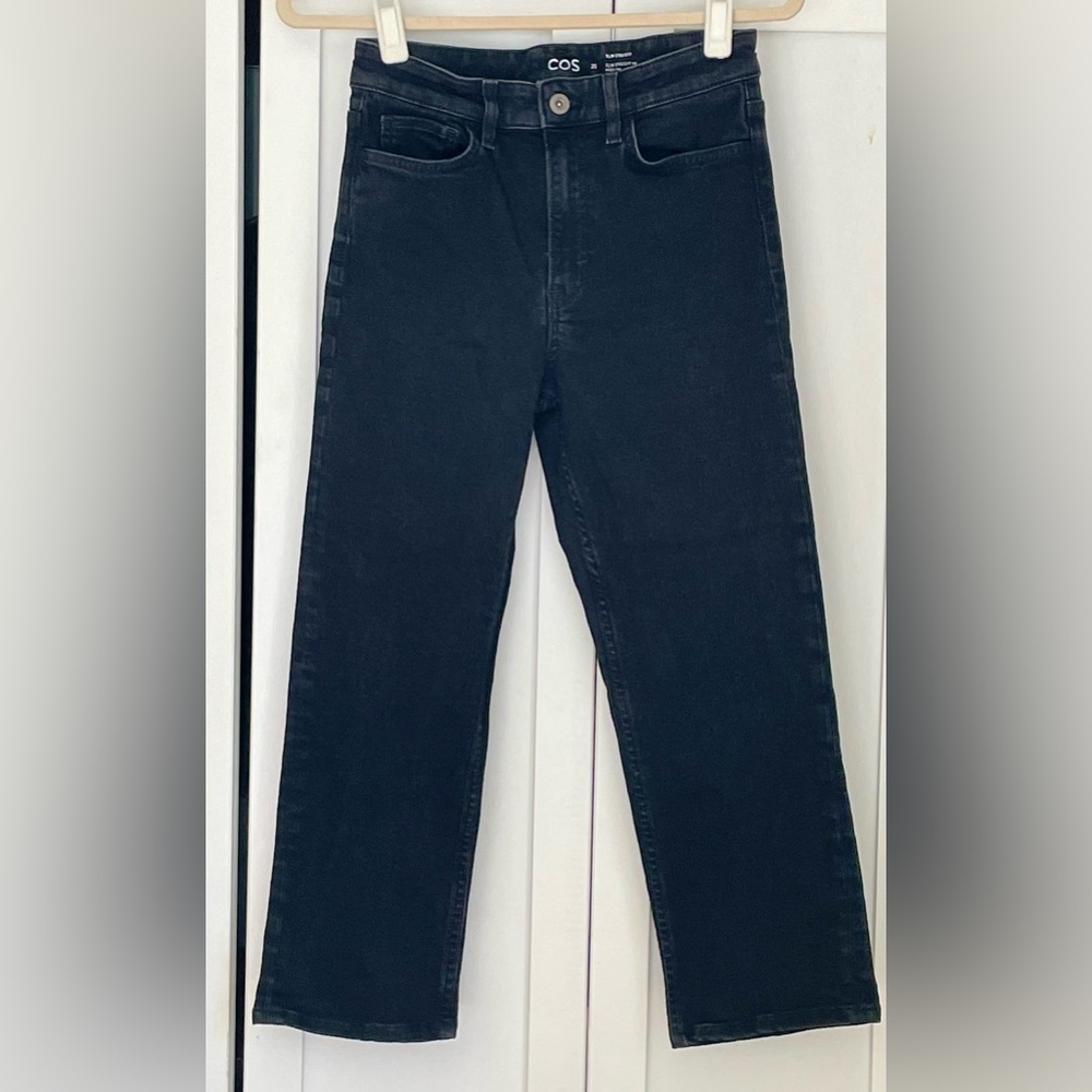 COS Black denim, Slim Straight Ankle Crop jeans, sz 25